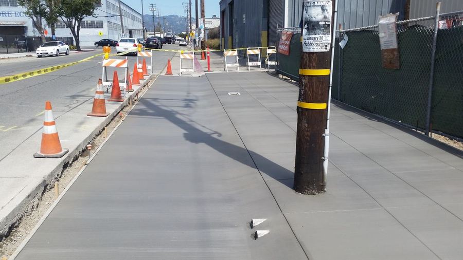 ADA sidewalk pour, Oakland public works